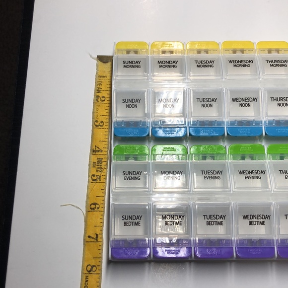 7 Day pill organizer - Picture 8 of 8